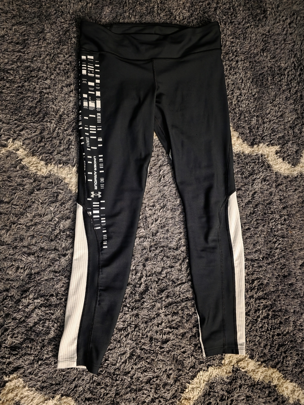 Under Armour Women’s Black High-Waist Leggings with White Side Panels